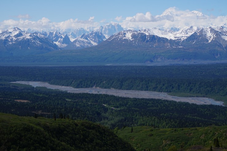 C90C9DAE-0883-4F3B-B253-00A6BBF51232